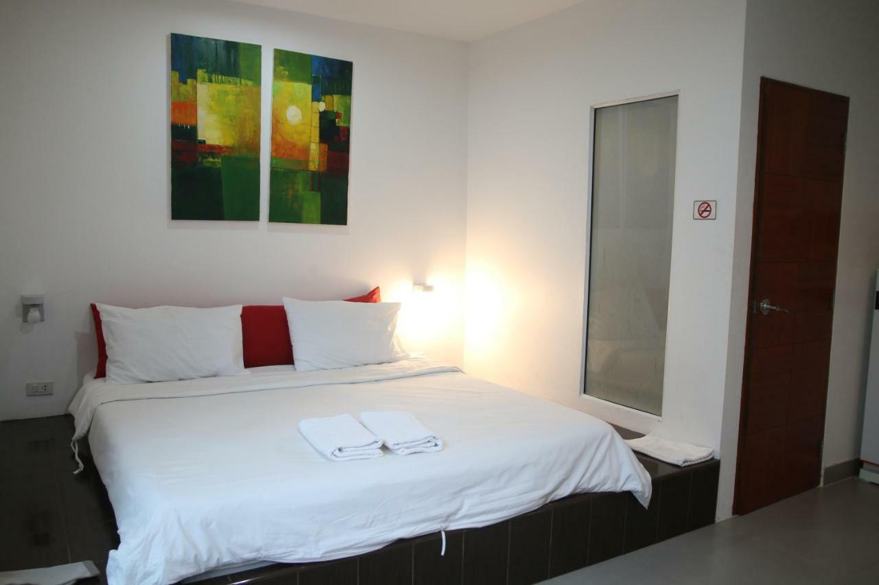 Gp Rooms Pool Guesthouse Pattaya Dış mekan fotoğraf